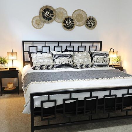 King Bed,Disney,Long Stays,Garage,Airport 에드먼턴 외부 사진