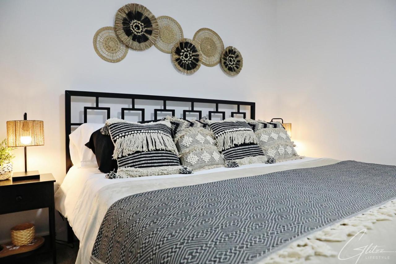 King Bed,Disney,Long Stays,Garage,Airport 에드먼턴 외부 사진